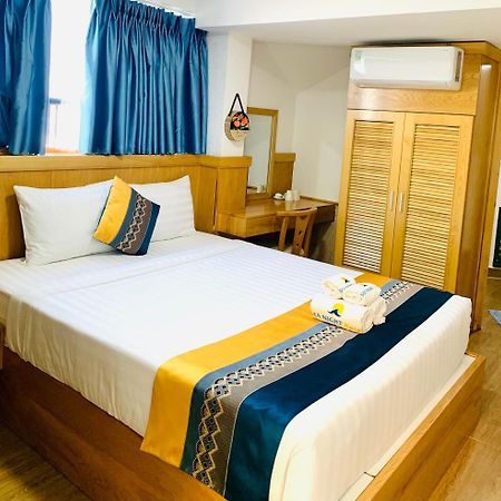 Sea Night Hotel Phan Thiết Esterno foto