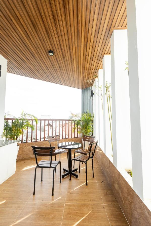 Sea Night Hotel Phan Thiết Esterno foto