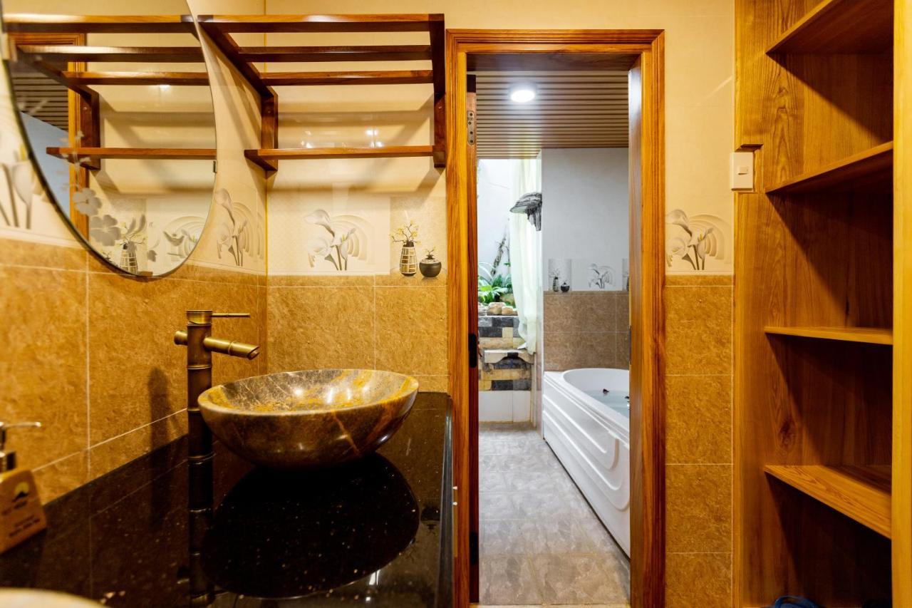 Sea Night Hotel Phan Thiết Esterno foto